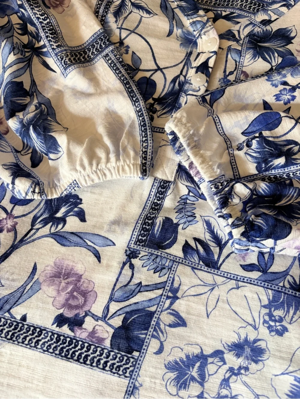 NWT Chicos Cotton Printed Billow Sleeve Patchwork Blouse, size 1, medium